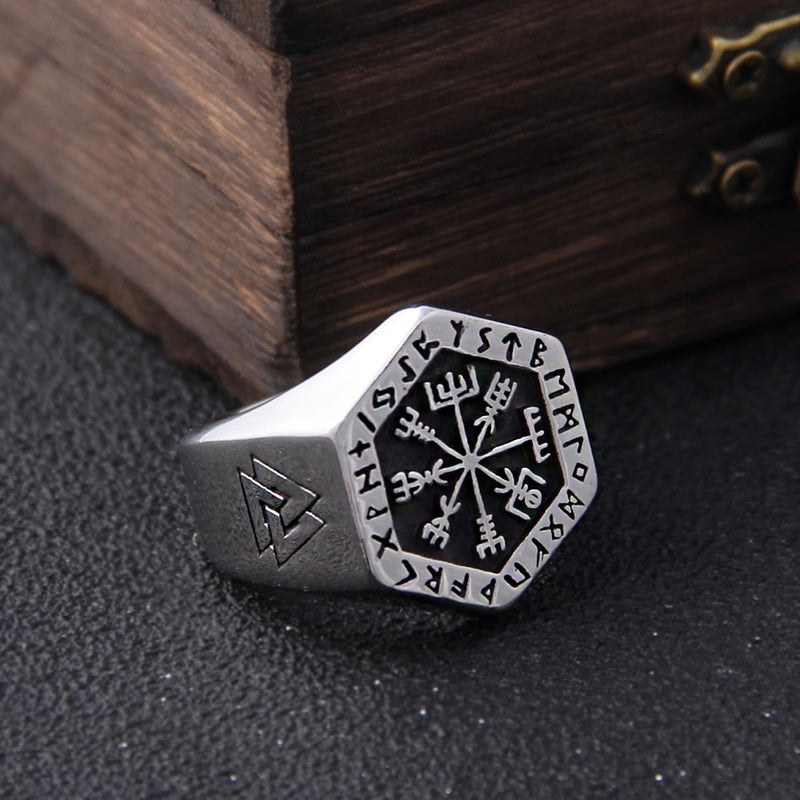 Anel Masculino vegvísir Nordico com Caixa Viking - Maschille